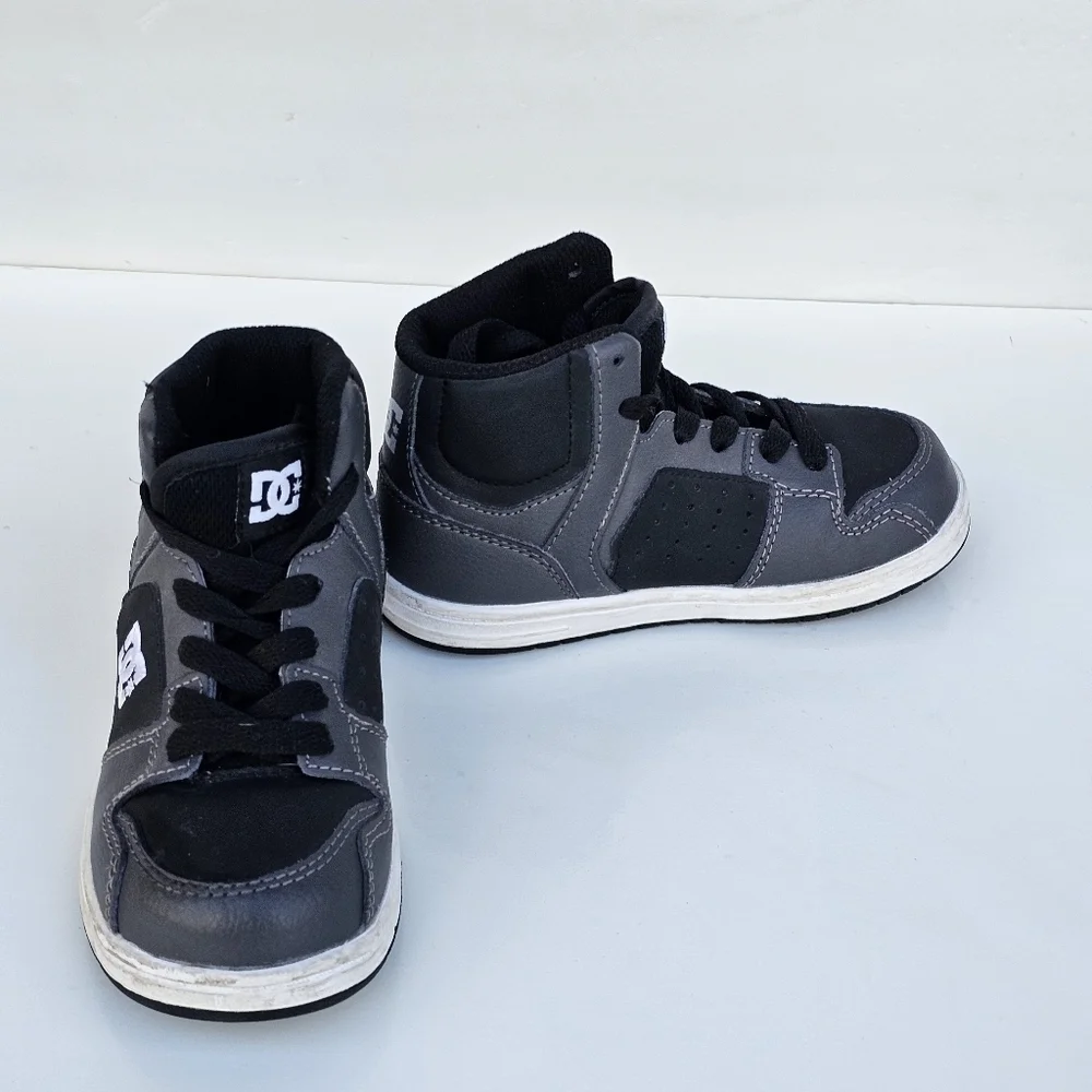 DC Shoes dark gray and black high-top sneakers boys size 9